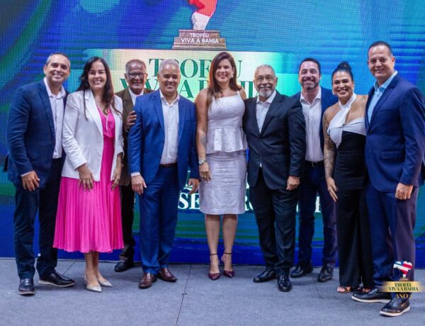 Troféu Viva a Bahia homenageia destaques do mercado de seguros em Salvador